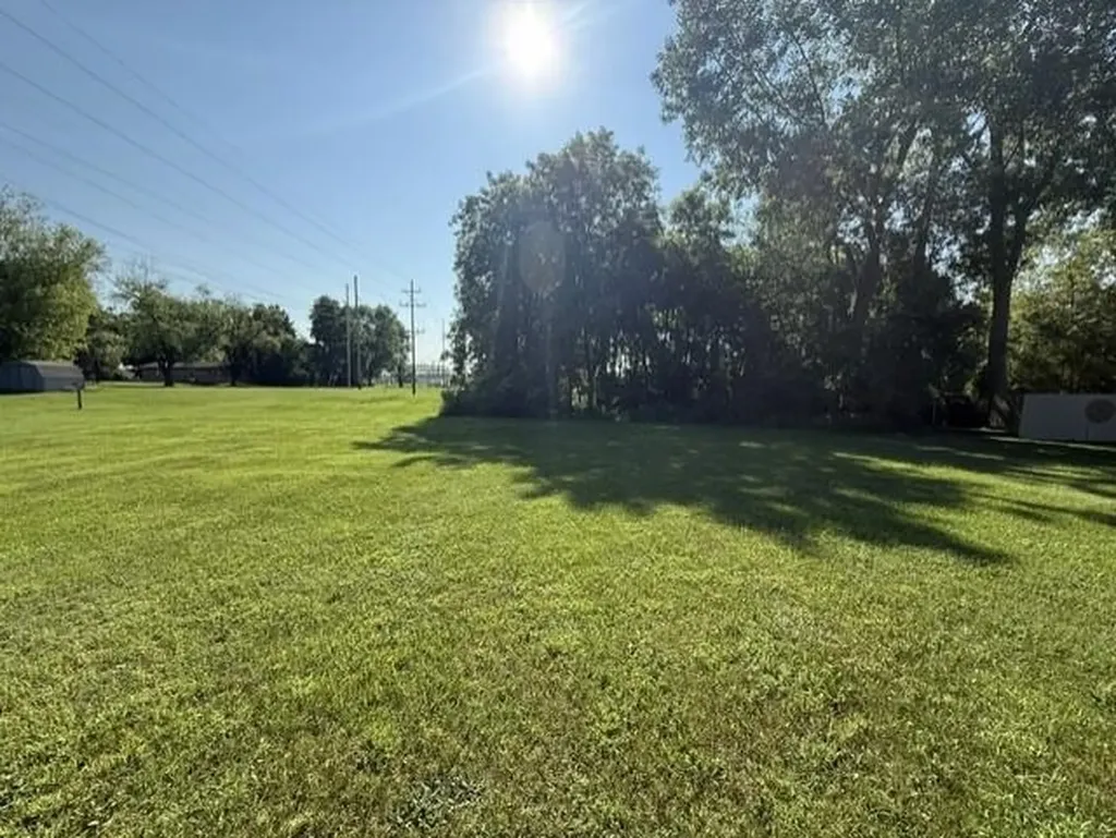 Tbd Riverview Alma City MI 48801