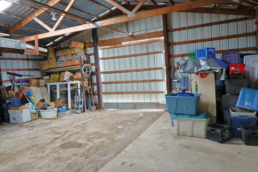 1729 W Monroe Road Pine River Township MI 48880