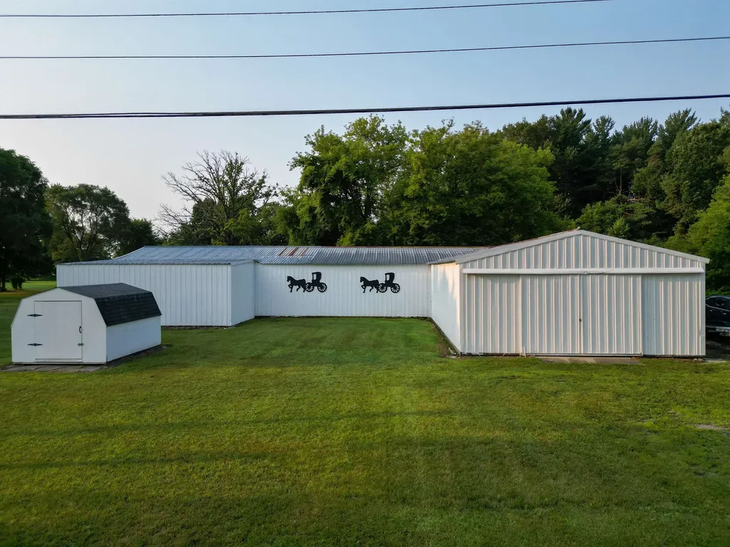 1729 W Monroe Road Pine River Township MI 48880