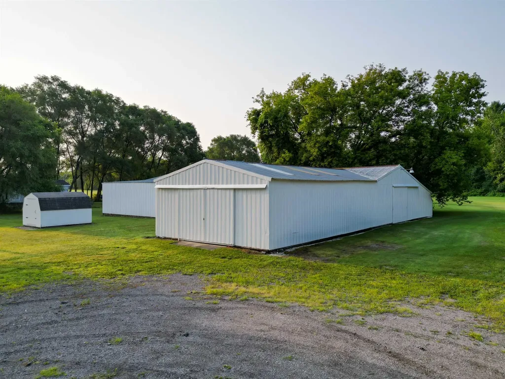 1729 W Monroe Road Pine River Township MI 48880