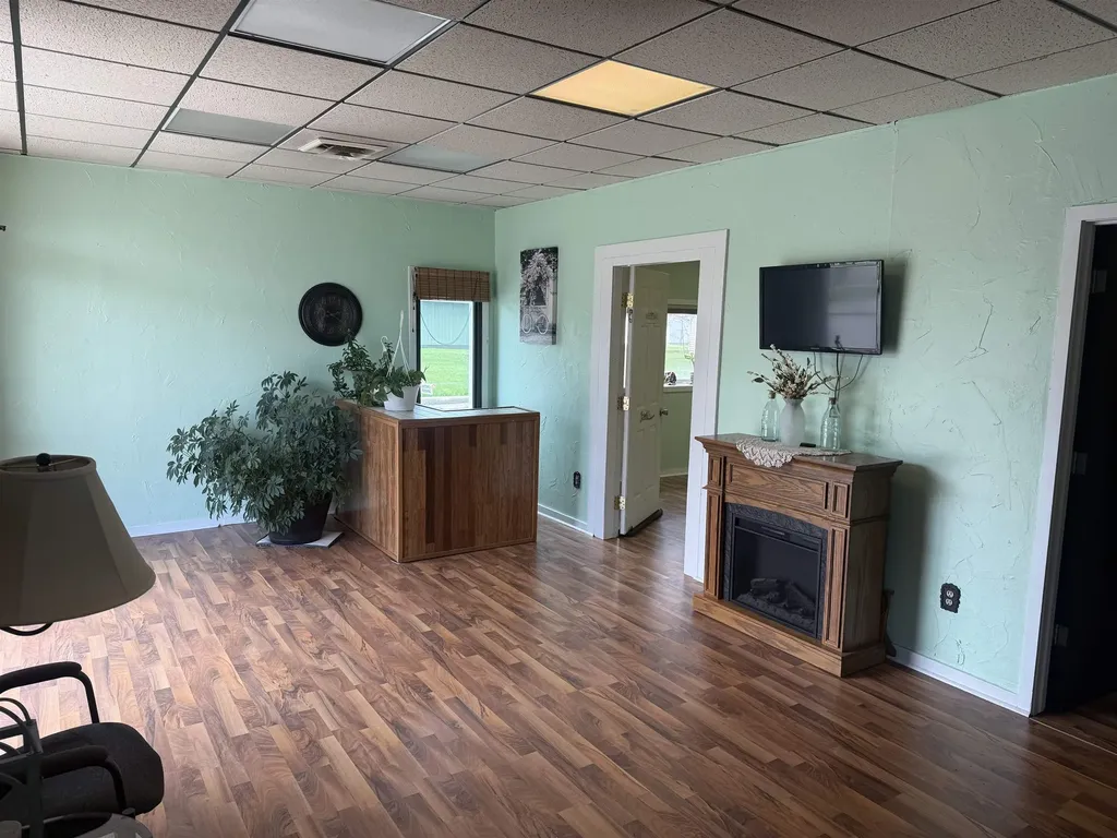725 E Center Ithaca City MI 48847