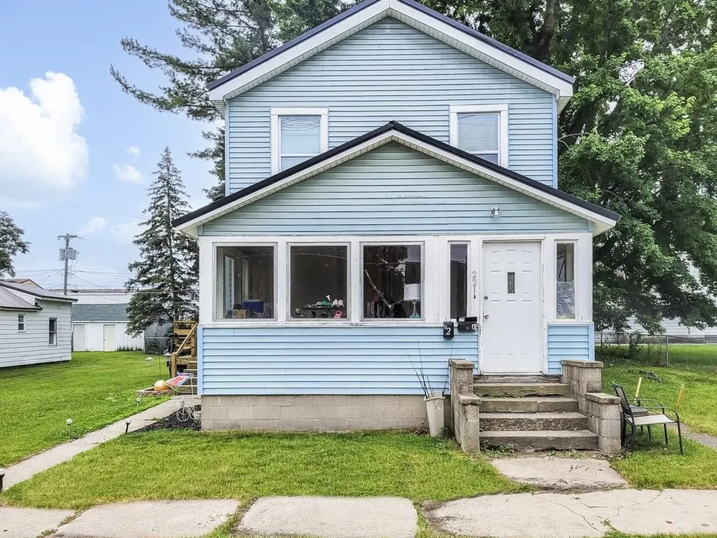 221 North Street St. Louis City MI 48880