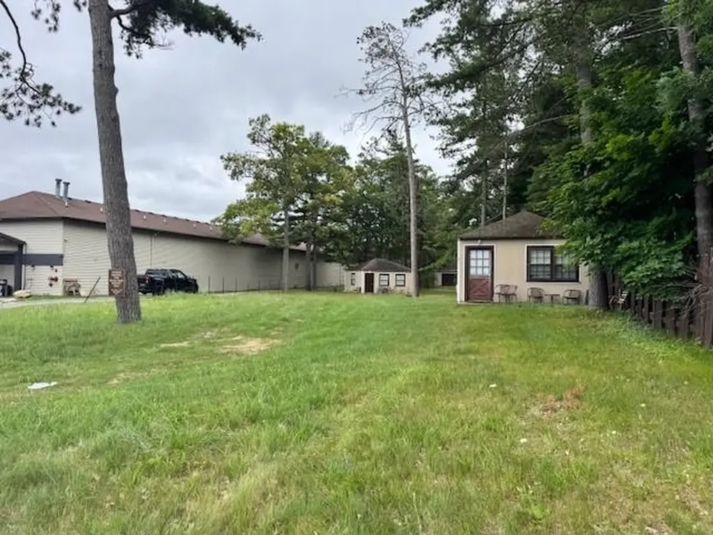 1470 Us-31 N East Bay Township MI 49686