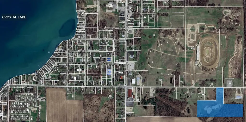 8386 E Sidney Road Crystal Township MI 48818