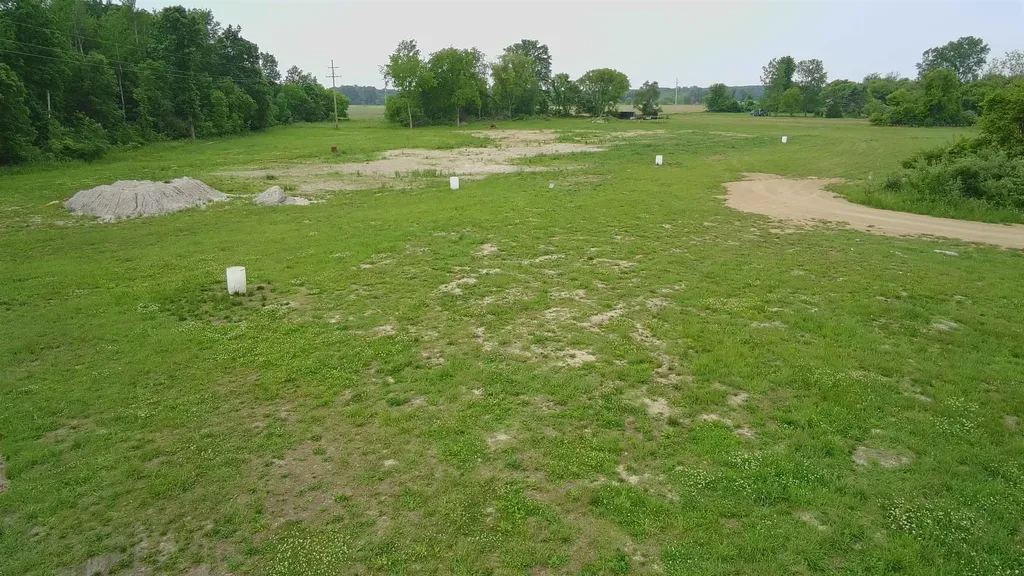 8386 E Sidney Road Crystal Township MI 48818
