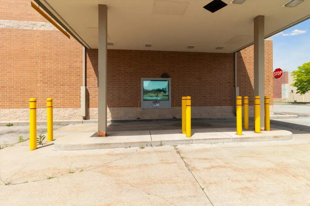 1420 Wright Avenue Alma City MI 48801