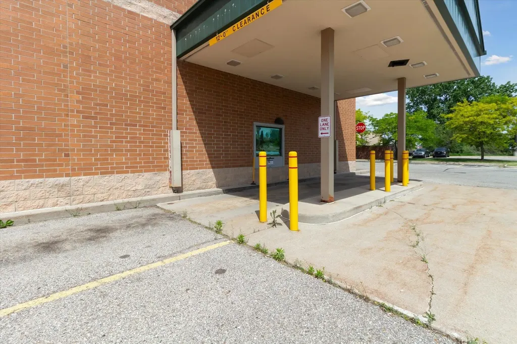 1420 Wright Avenue Alma City MI 48801