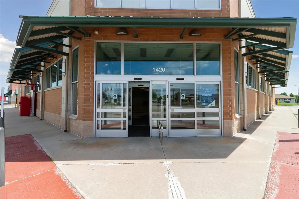 1420 Wright Avenue Alma City MI 48801