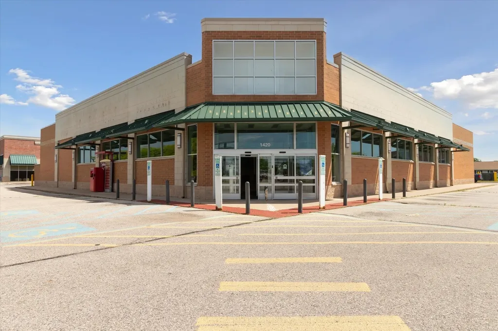 1420 Wright Avenue Alma City MI 48801