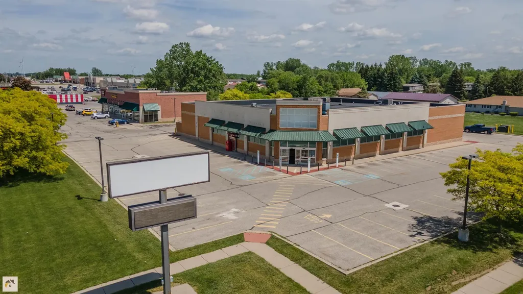 1420 Wright Avenue Alma City MI 48801