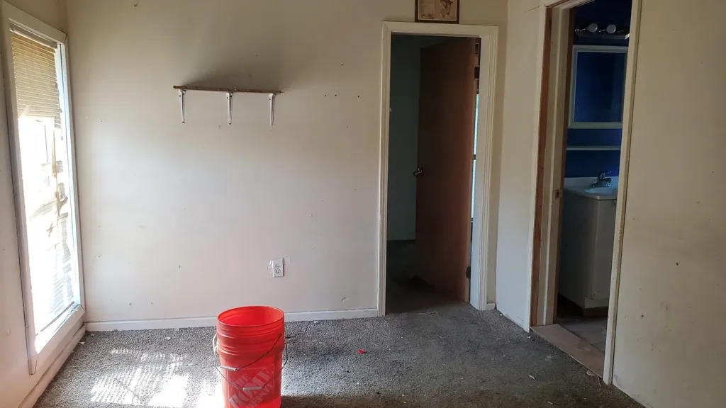 702 Oak Street Mt. Pleasant City MI 48858