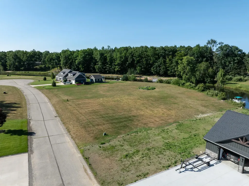 1007 Trebuh Broomfield Township MI 48893