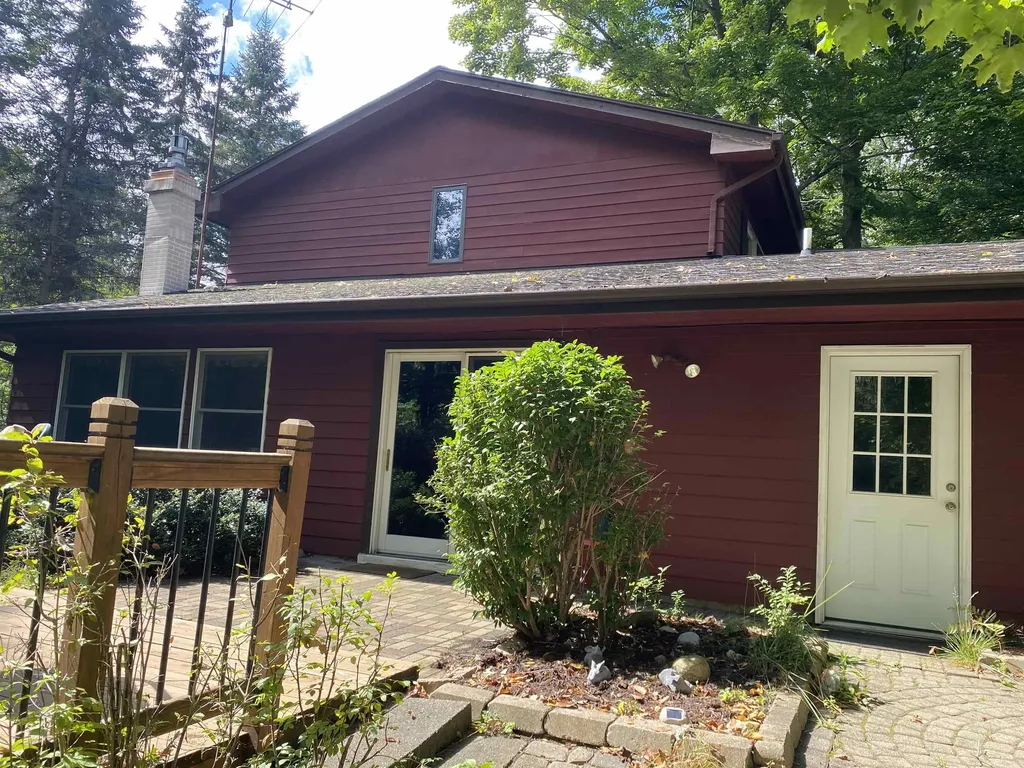 591 Cedar Drive Deerfield Township MI 48858