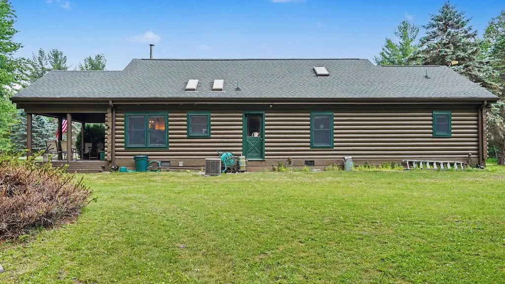 5280 S East County Line Road Chippewa Township MI 48883