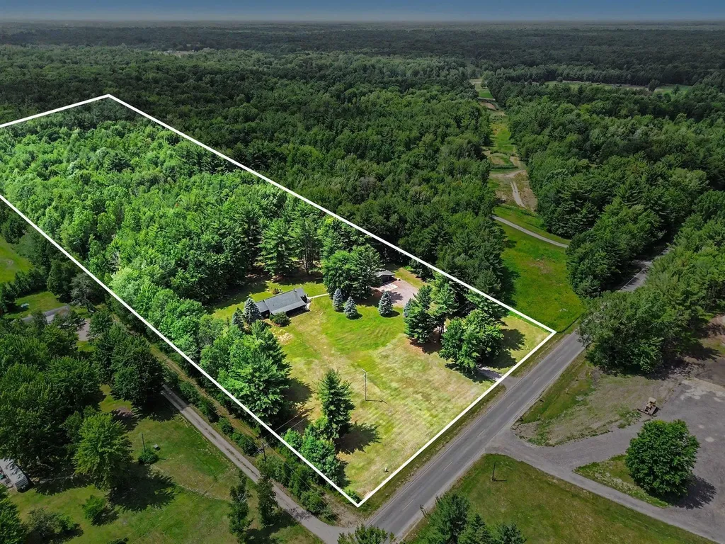 5280 S East County Line Road Chippewa Township MI 48883