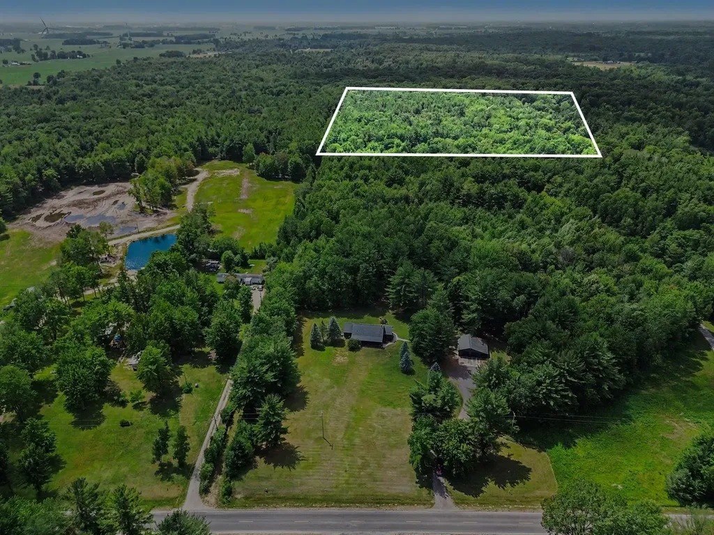 5280 S East County Line Road Chippewa Township MI 48883