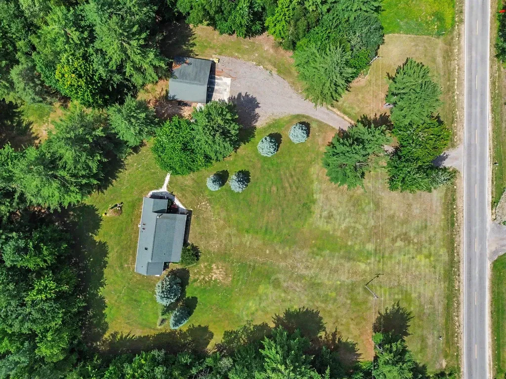 5280 S East County Line Road Chippewa Township MI 48883
