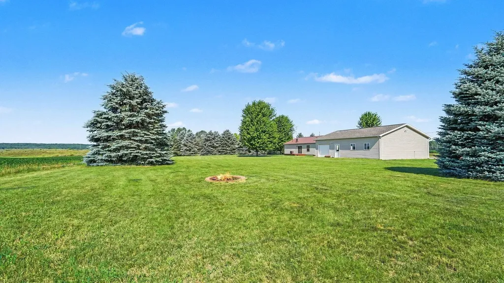 3895 W Broomfield Road Deerfield Township MI 48858