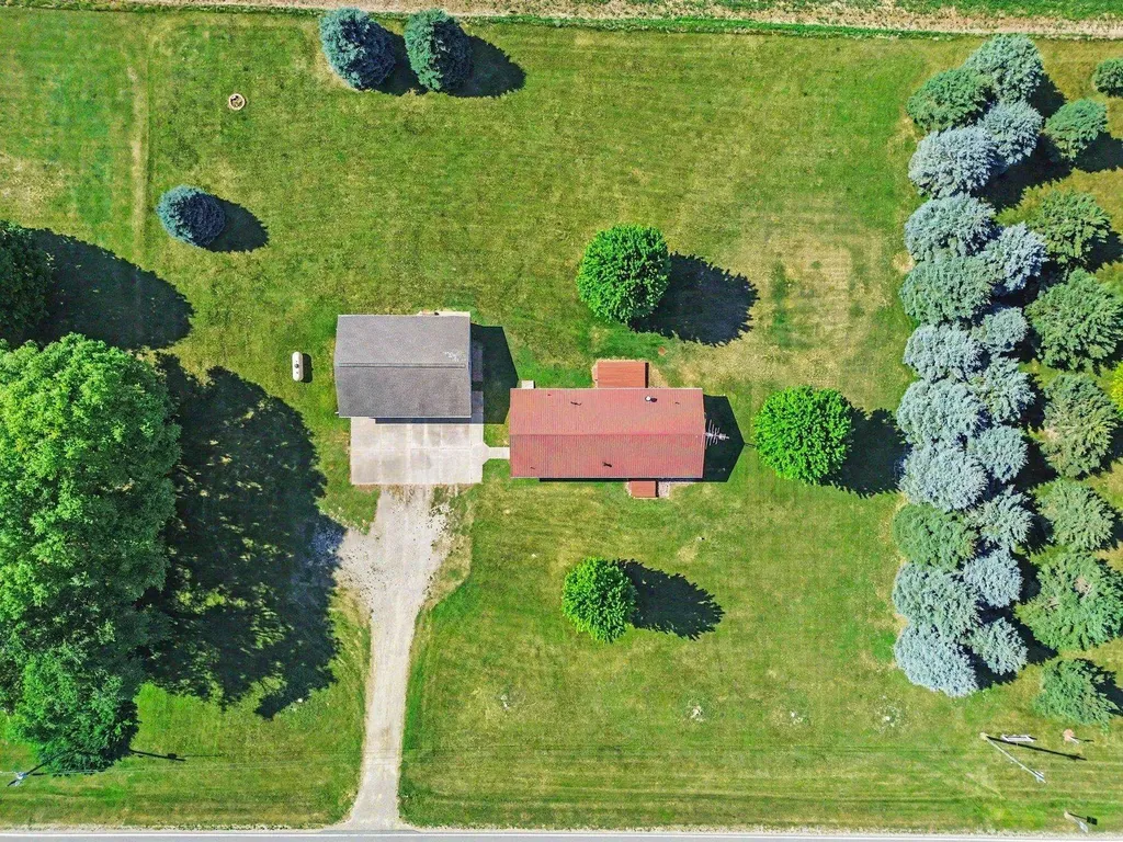 3895 W Broomfield Road Deerfield Township MI 48858
