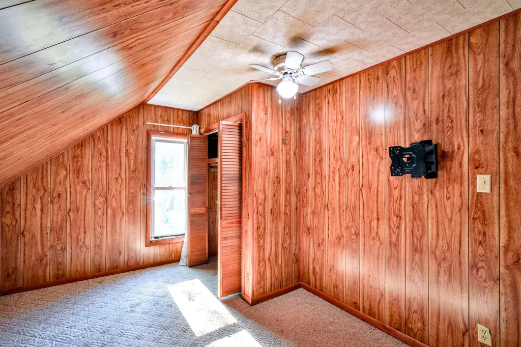 104 Grove Avenue Alma City MI 48801