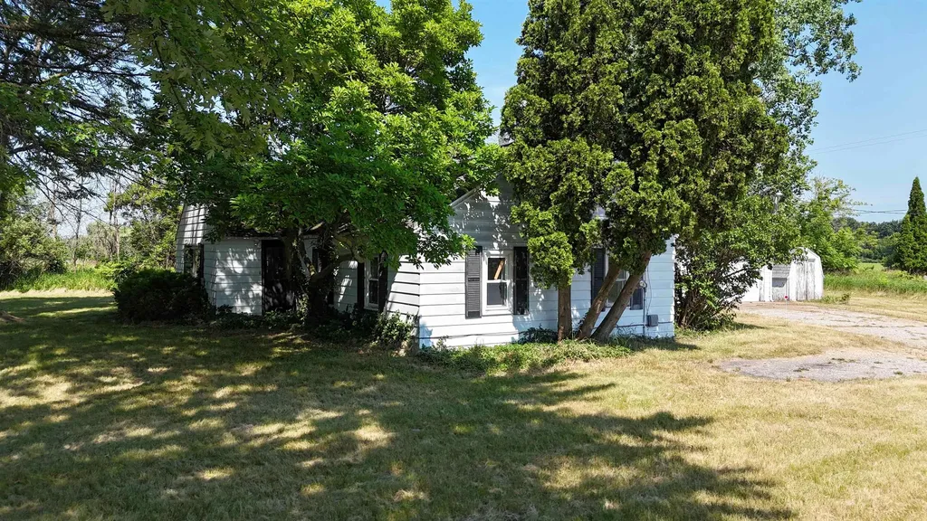 3126 W Remus Road Deerfield Township MI 48858