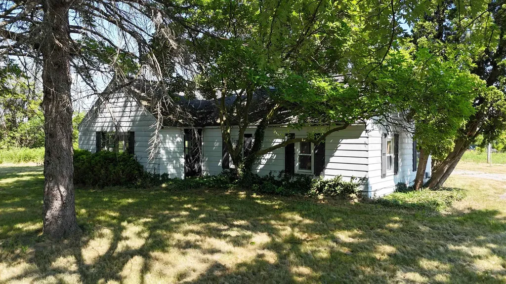 3126 W Remus Road Deerfield Township MI 48858