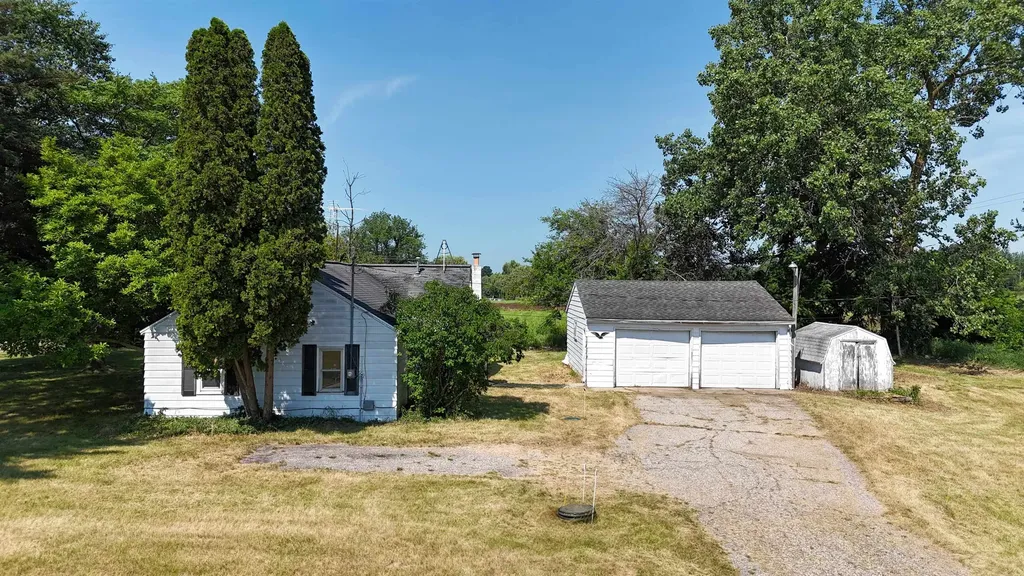 3126 W Remus Road Deerfield Township MI 48858