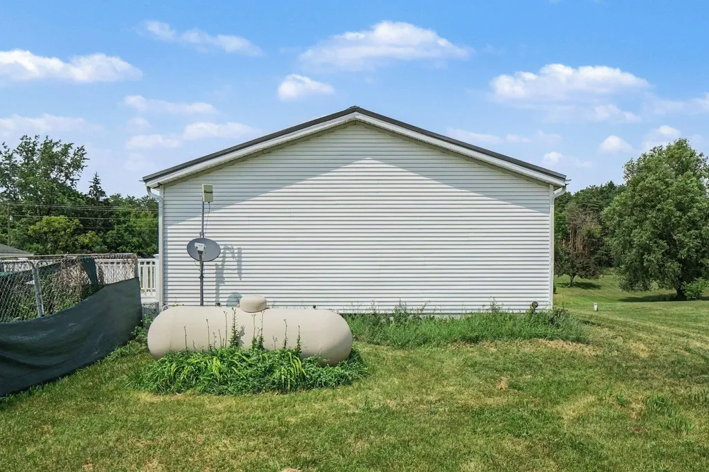 1448 E Walton Road Lincoln Township MI 48883