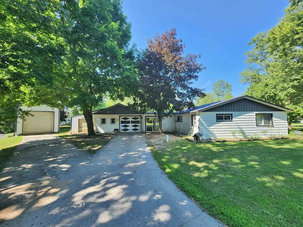 8530 E Bank Street Wheeler Township MI 48662