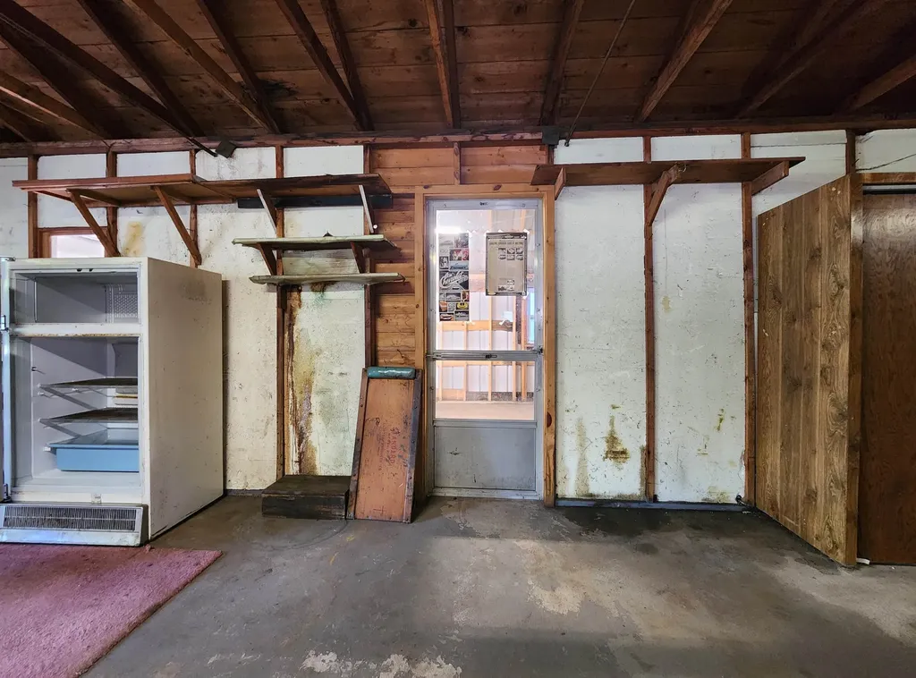 8530 E Bank Street Wheeler Township MI 48662
