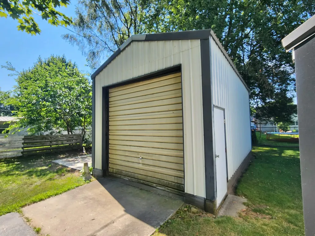 8530 E Bank Street Wheeler Township MI 48662