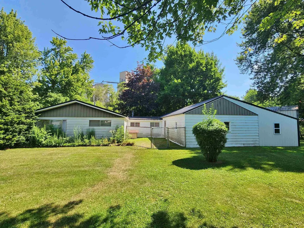 8530 E Bank Street Wheeler Township MI 48662