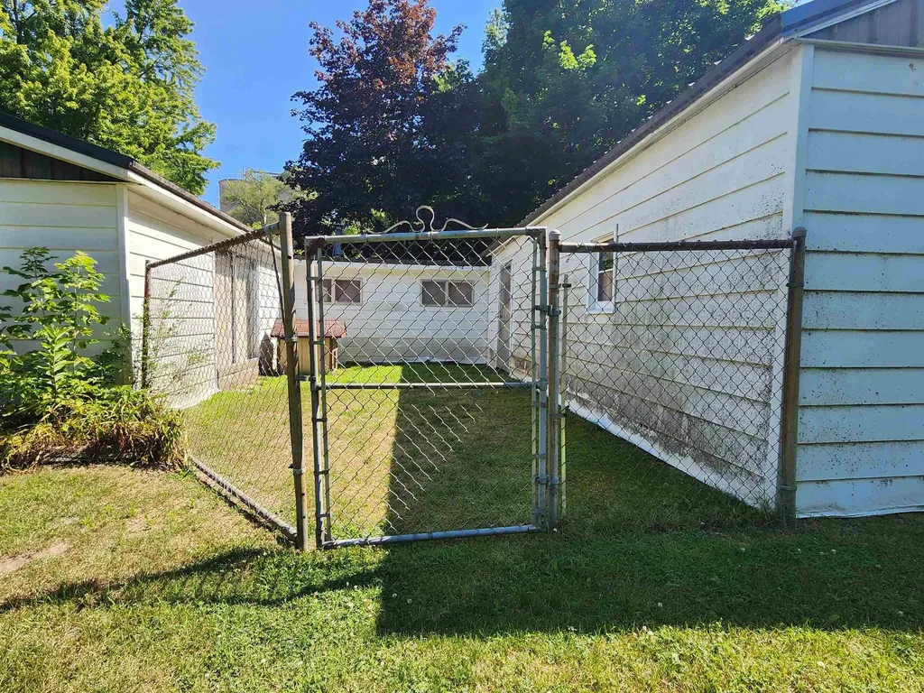 8530 E Bank Street Wheeler Township MI 48662