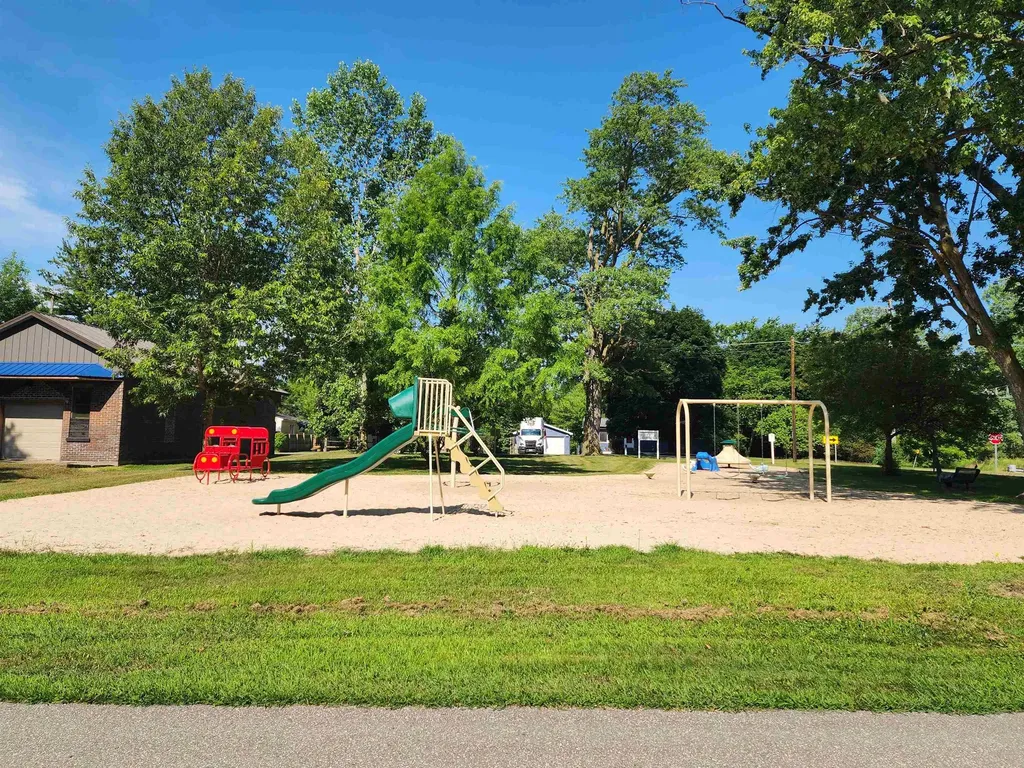 8530 E Bank Street Wheeler Township MI 48662