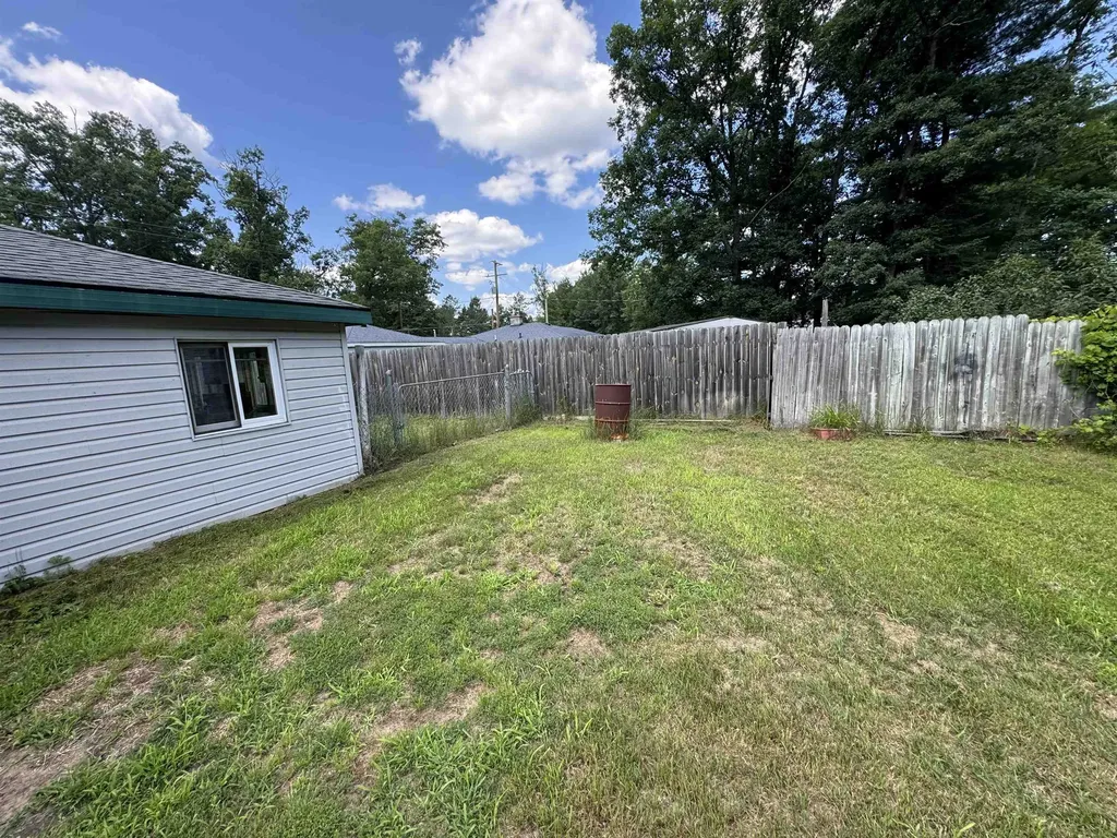 5017 Elizabeth Street Mills Township MI 48756