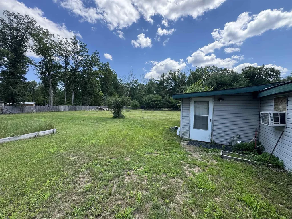 5017 Elizabeth Street Mills Township MI 48756