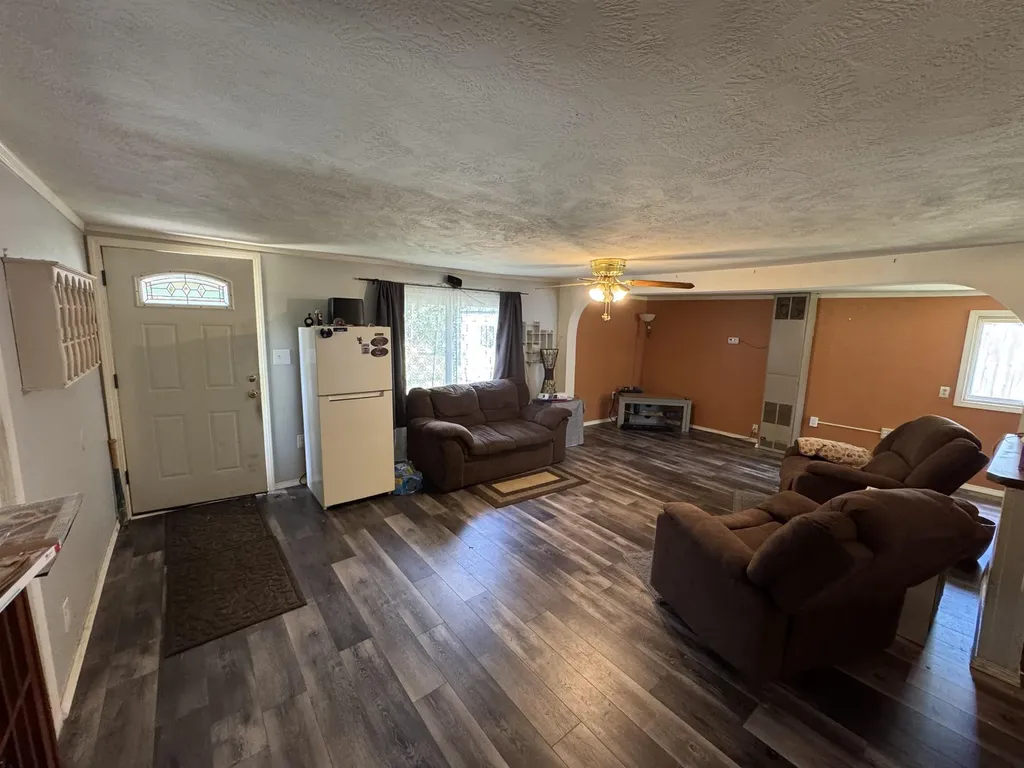 5017 Elizabeth Street Mills Township MI 48756
