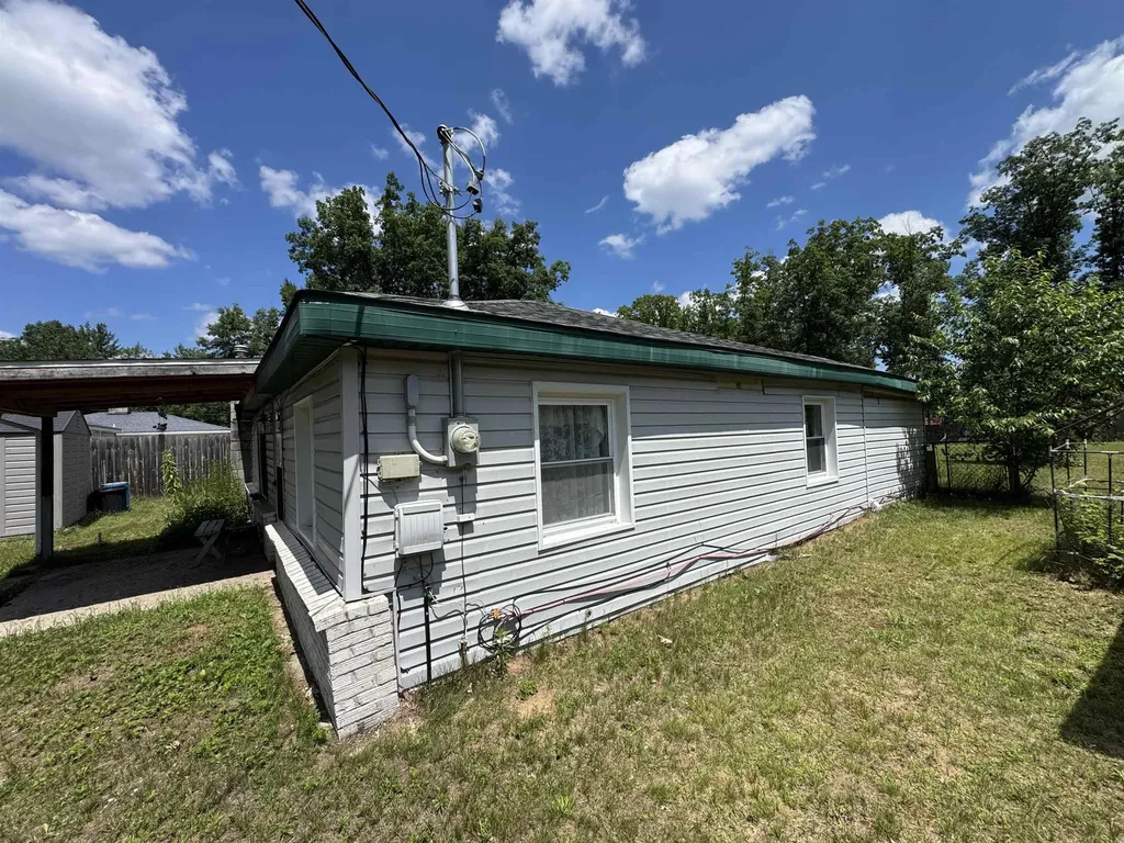 5017 Elizabeth Street Mills Township MI 48756