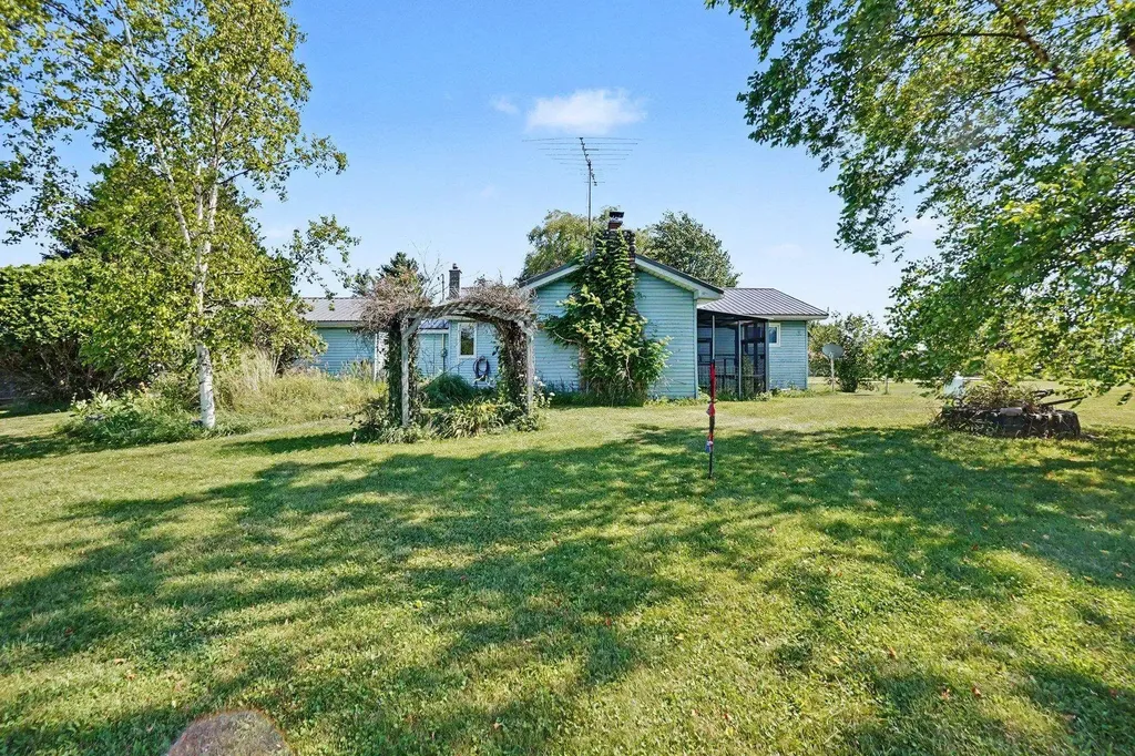 23688 4 Mile Road Reed City City MI 49677