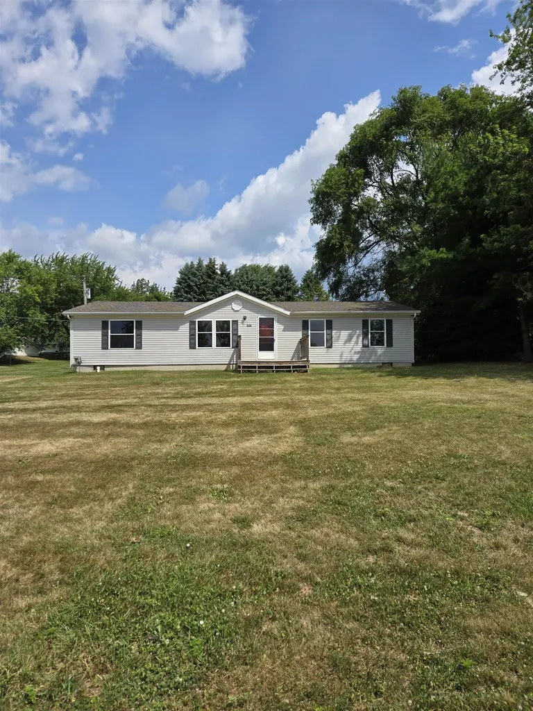 606 W Prospect Street St. Louis City MI 48880