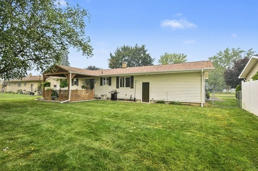 3414 Paulan Drive Bangor Charter Township MI 48706