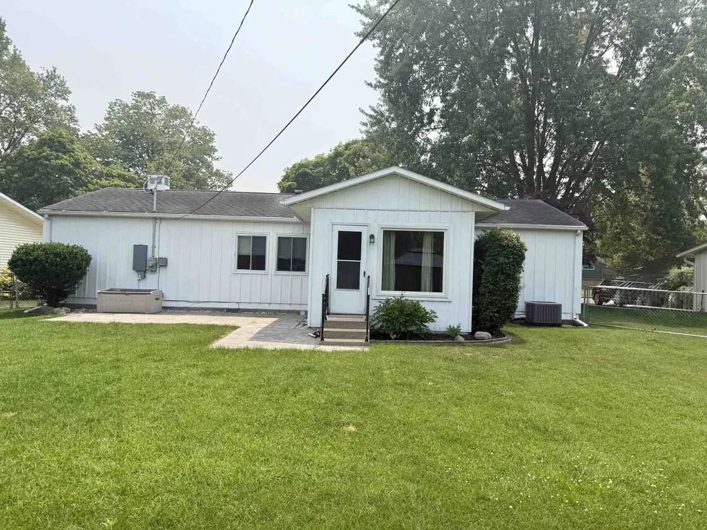 1307 South Drive Mt. Pleasant City MI 48858