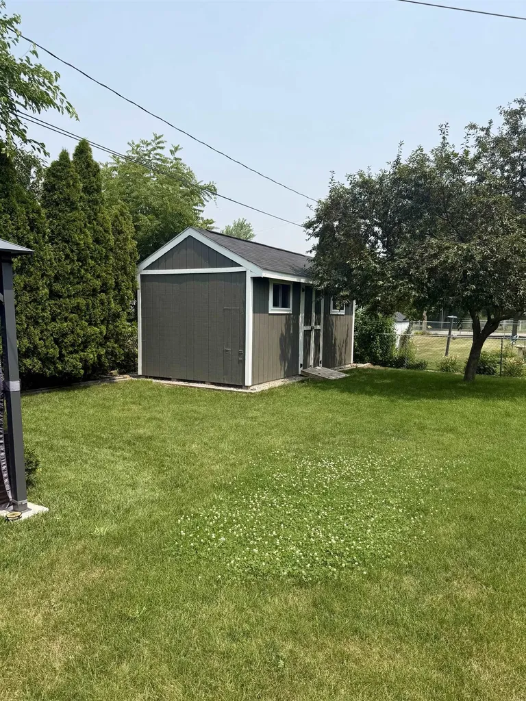 1307 South Drive Mt. Pleasant City MI 48858