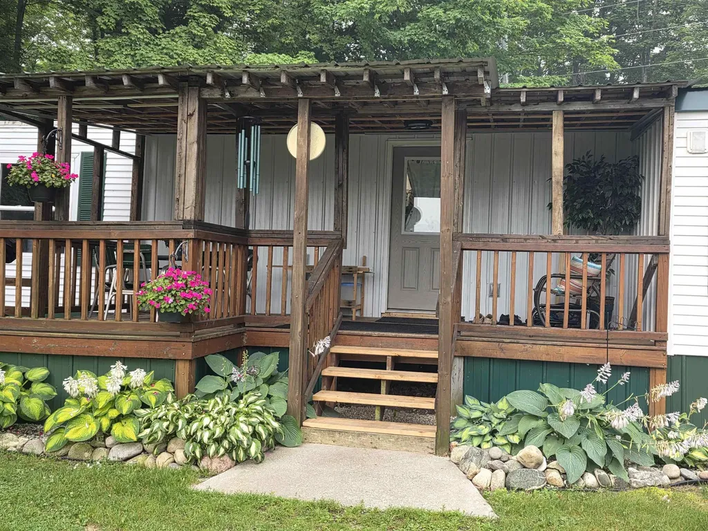 9489 SW Puffer Road Garfield Township MI 49680
