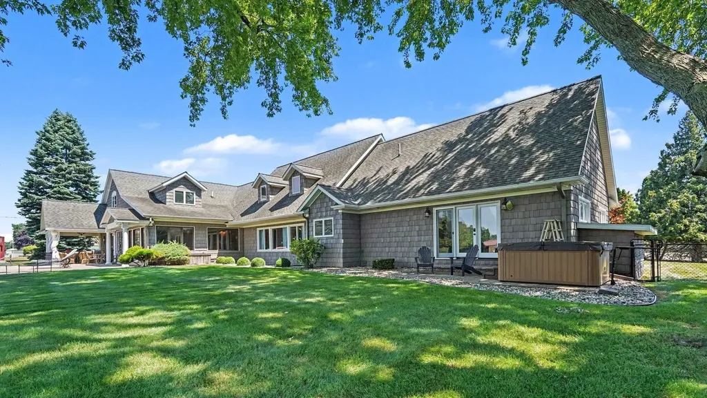 115 Golfside Drive Alma City MI 48801