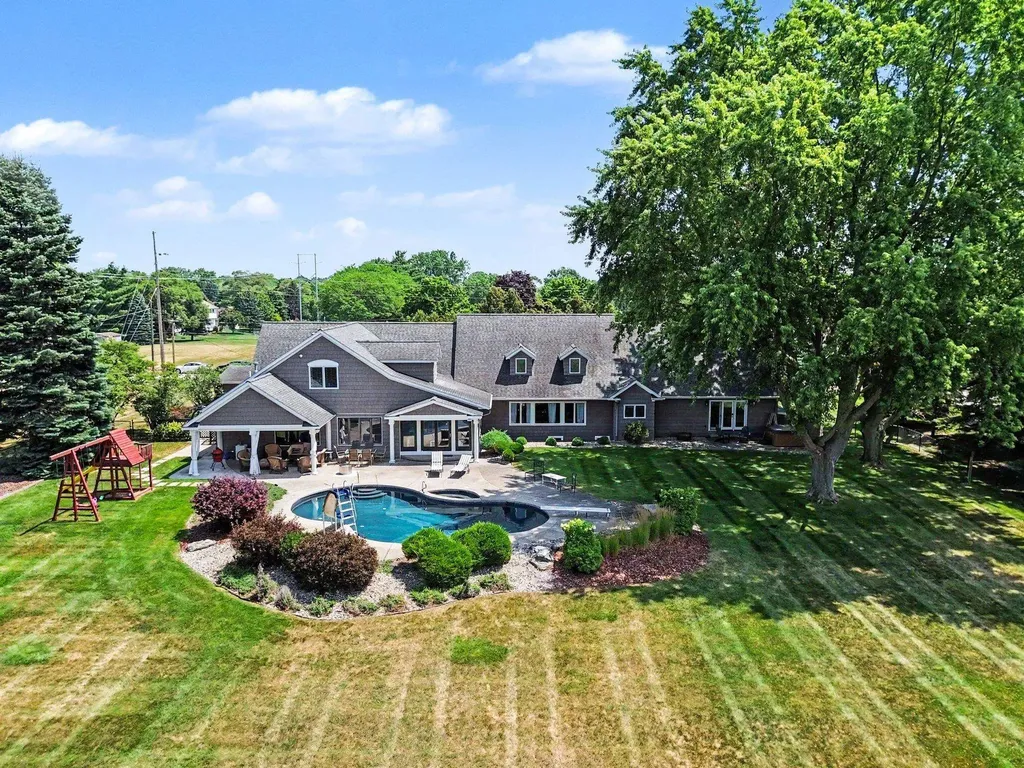 115 Golfside Drive Alma City MI 48801