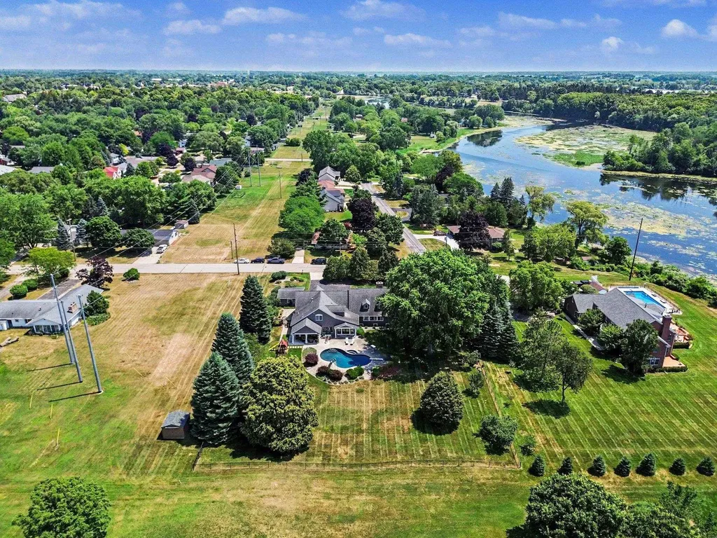 115 Golfside Drive Alma City MI 48801