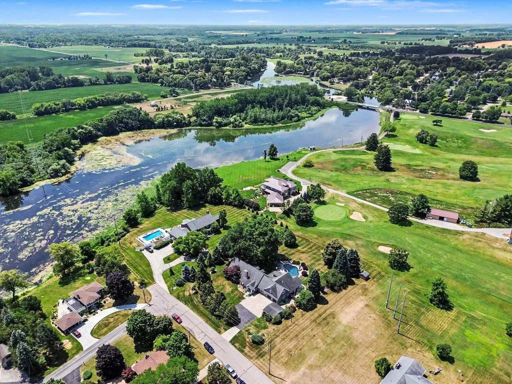 115 Golfside Drive Alma City MI 48801