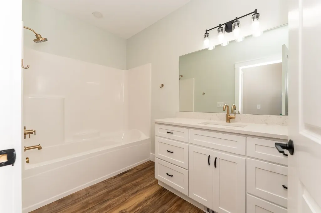 1512 Batson Place Mt. Pleasant City MI 48858