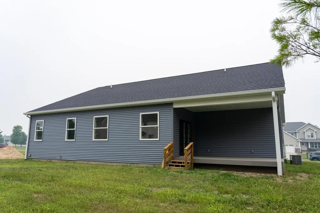 1512 Batson Place Mt. Pleasant City MI 48858
